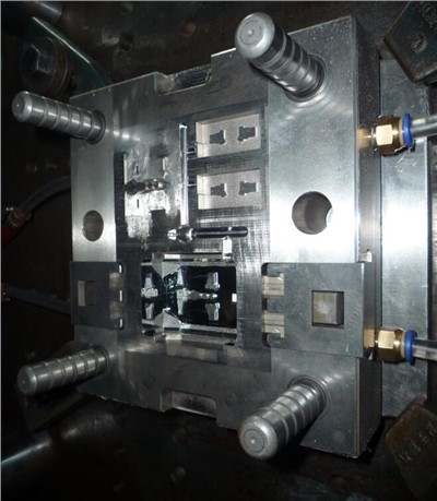 Skipta innspýtingarmót